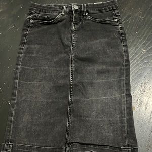 Denim skirt